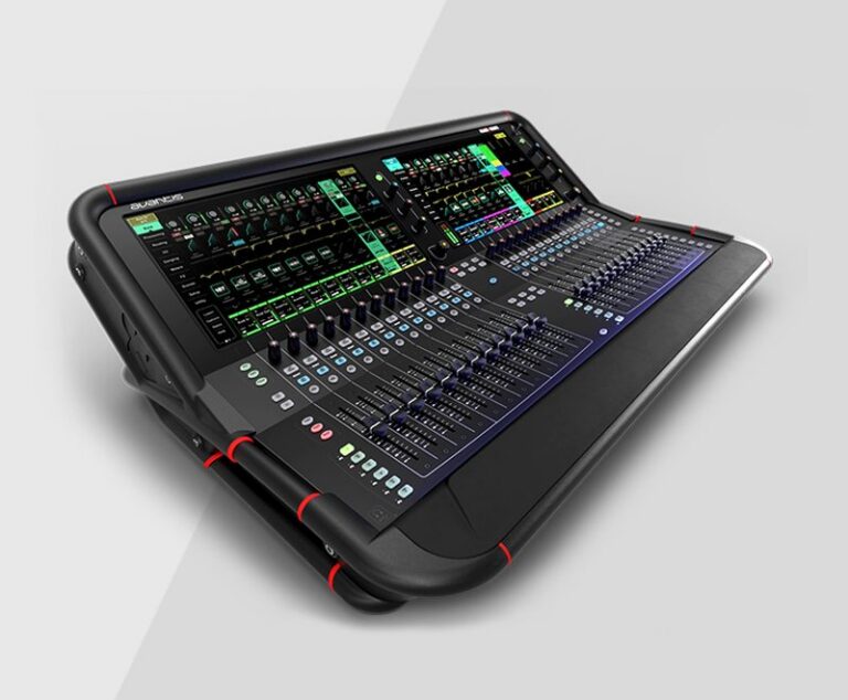 Allen & Heath Avantis digital mixer, three-quarter view